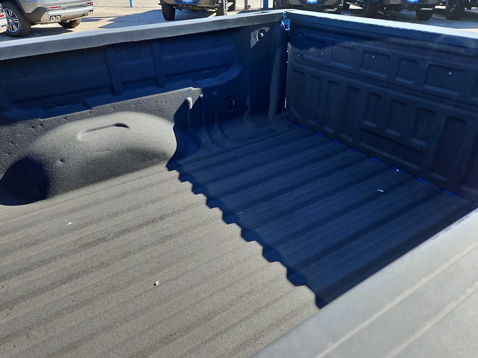 Thumbnail: 2021 Chevrolet Colorado - 23