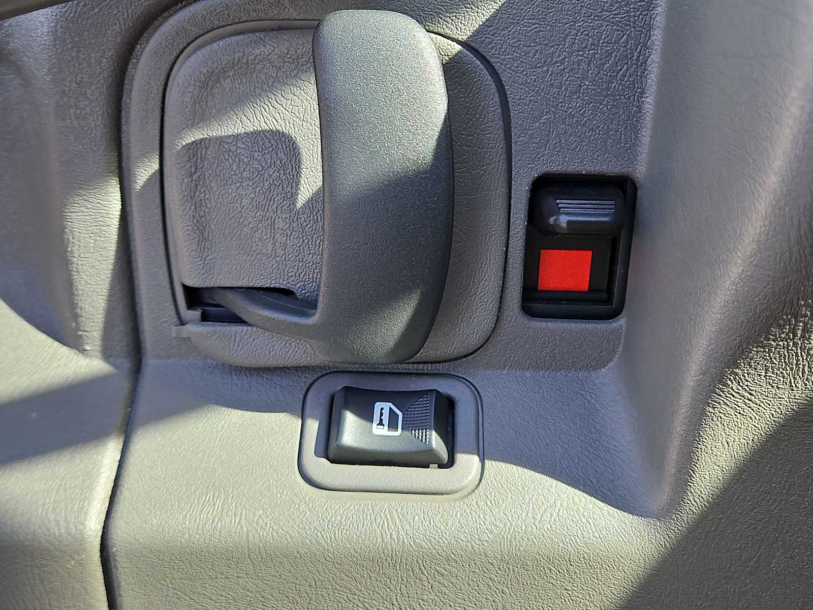 Thumbnail: 2024 GMC Savana - 22