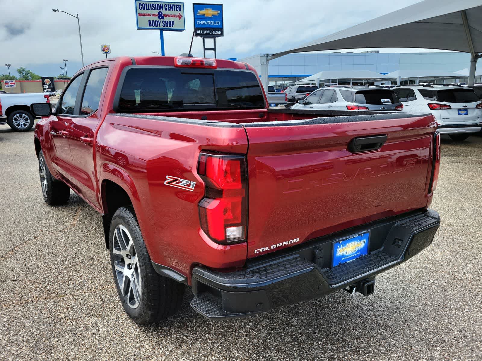 Thumbnail: 2023 Chevrolet Colorado - 4