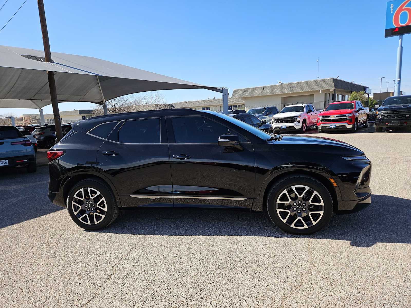 Thumbnail: 2023 Chevrolet Blazer - 9