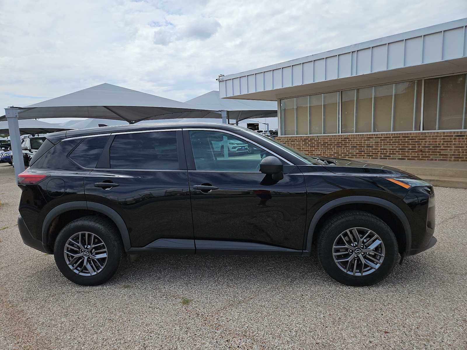 Thumbnail: 2023 Nissan Rogue - 8