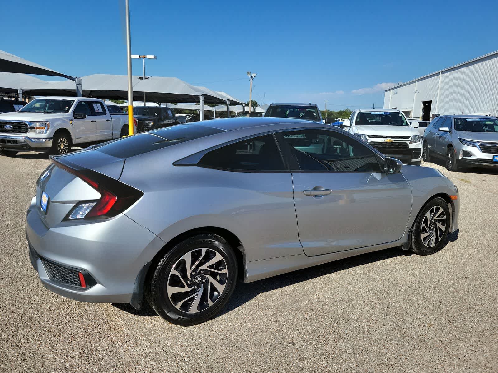 Thumbnail: 2017 Honda Civic - 13