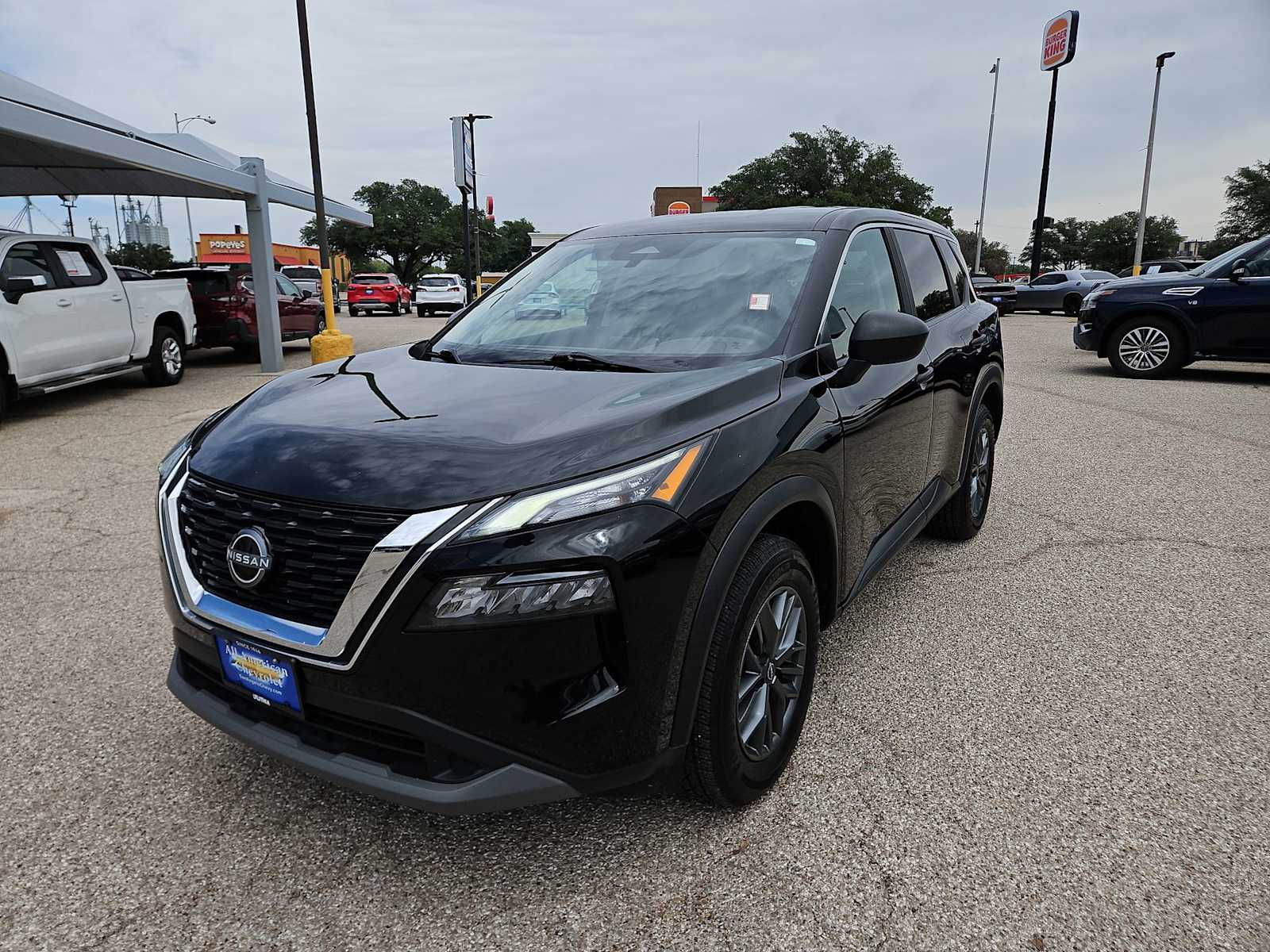 Thumbnail: 2023 Nissan Rogue - 4
