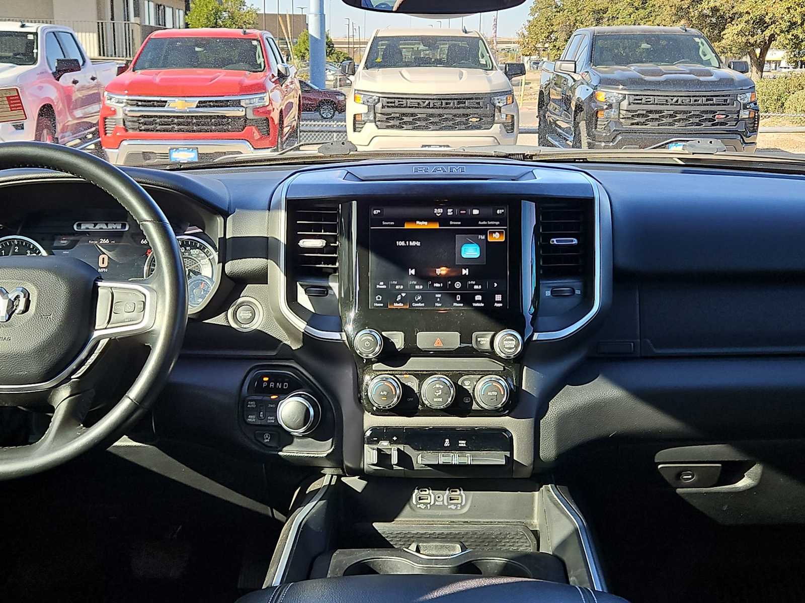 Thumbnail: 2022 RAM 1500 - 15