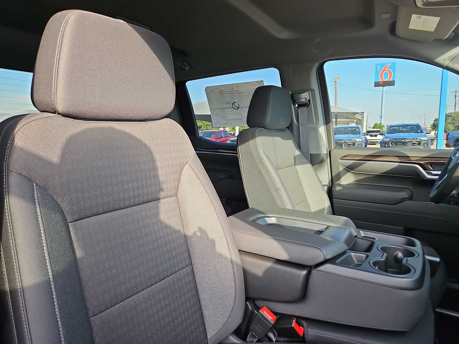 Thumbnail: 2026 Chevrolet Silverado 1500 - 17