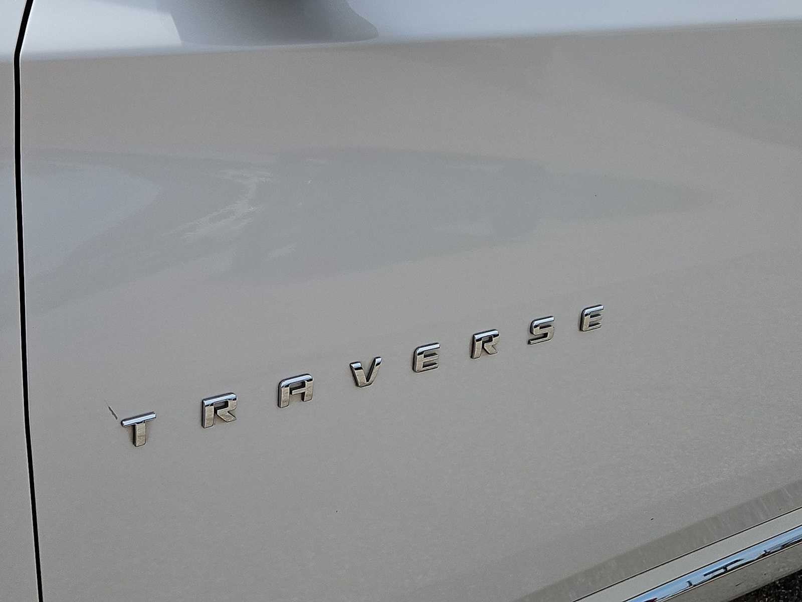 Thumbnail: 2022 Chevrolet Traverse - 11