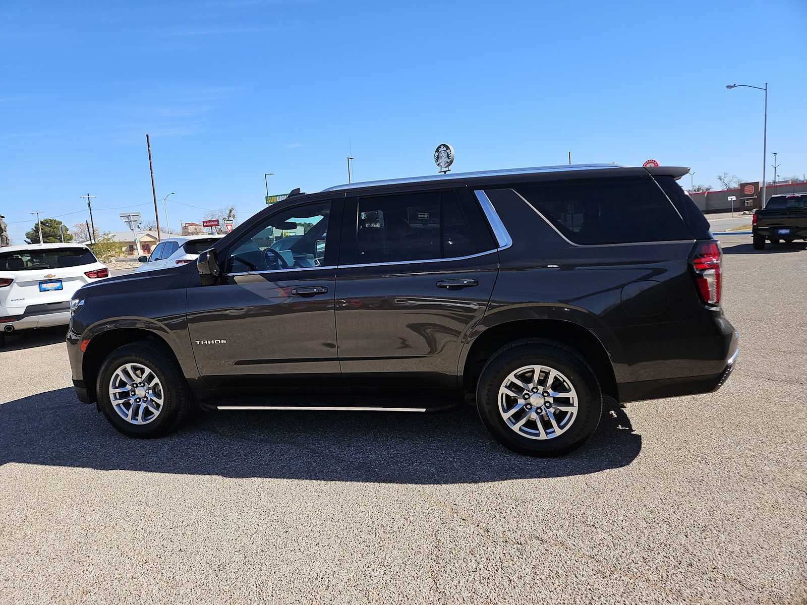 Thumbnail: 2021 Chevrolet Tahoe - 5