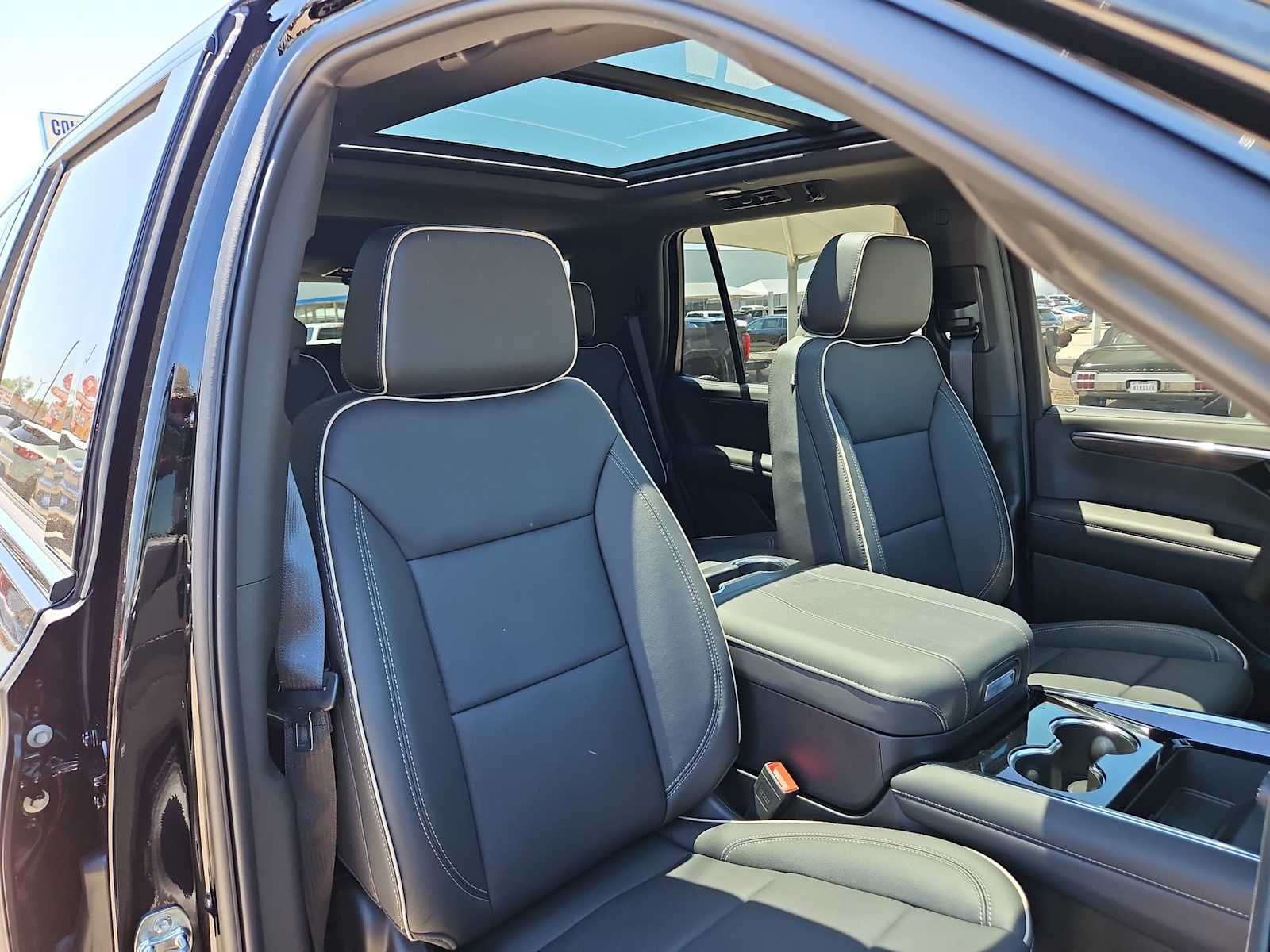 Thumbnail: 2025 Chevrolet Tahoe - 20