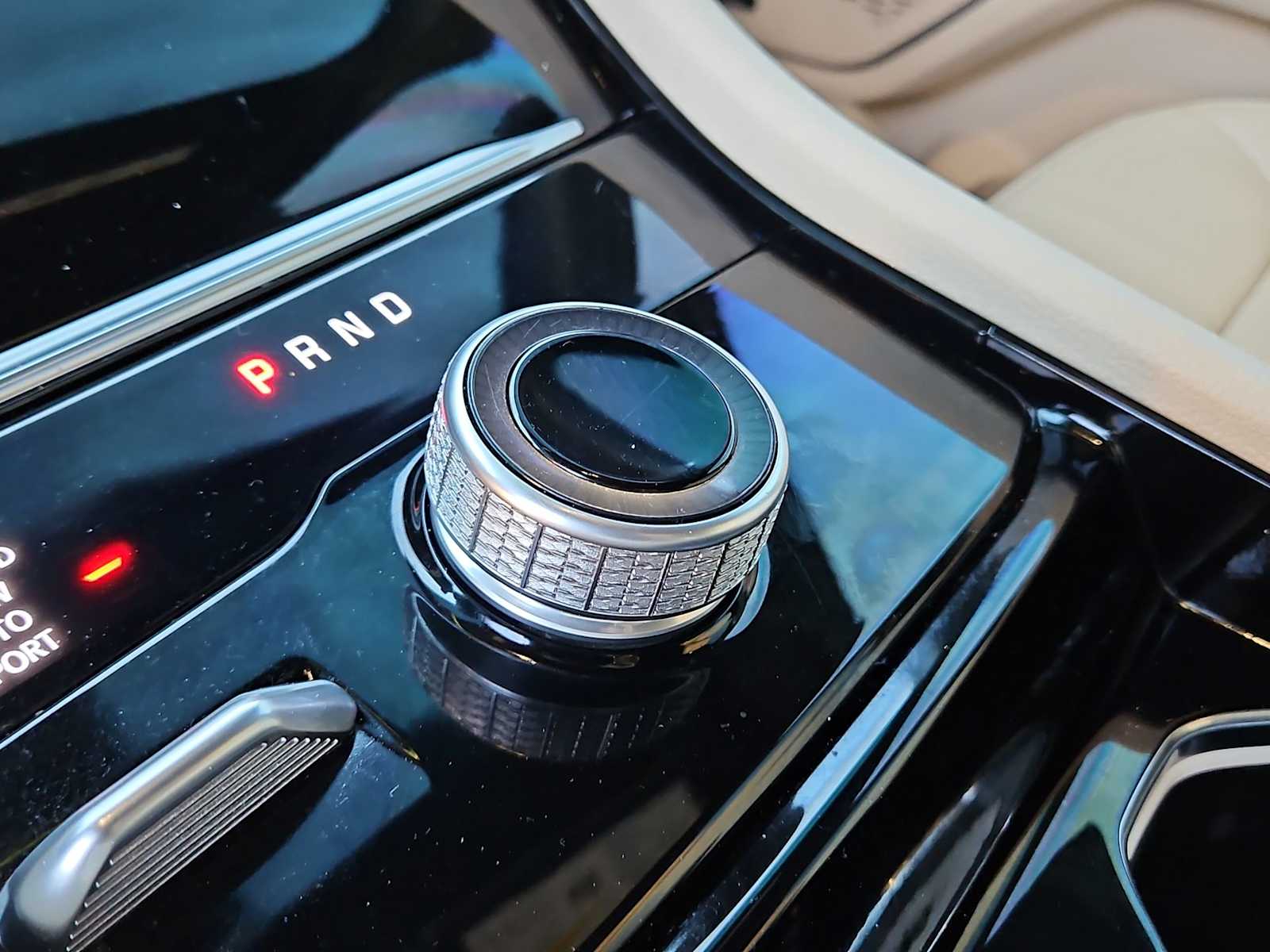 Thumbnail: 2023 Jeep Grand Cherokee - 21