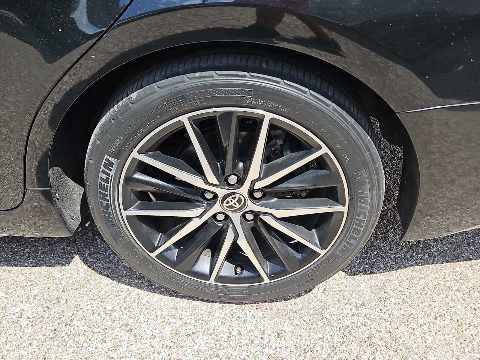 Thumbnail: 2021 Toyota Camry - 8