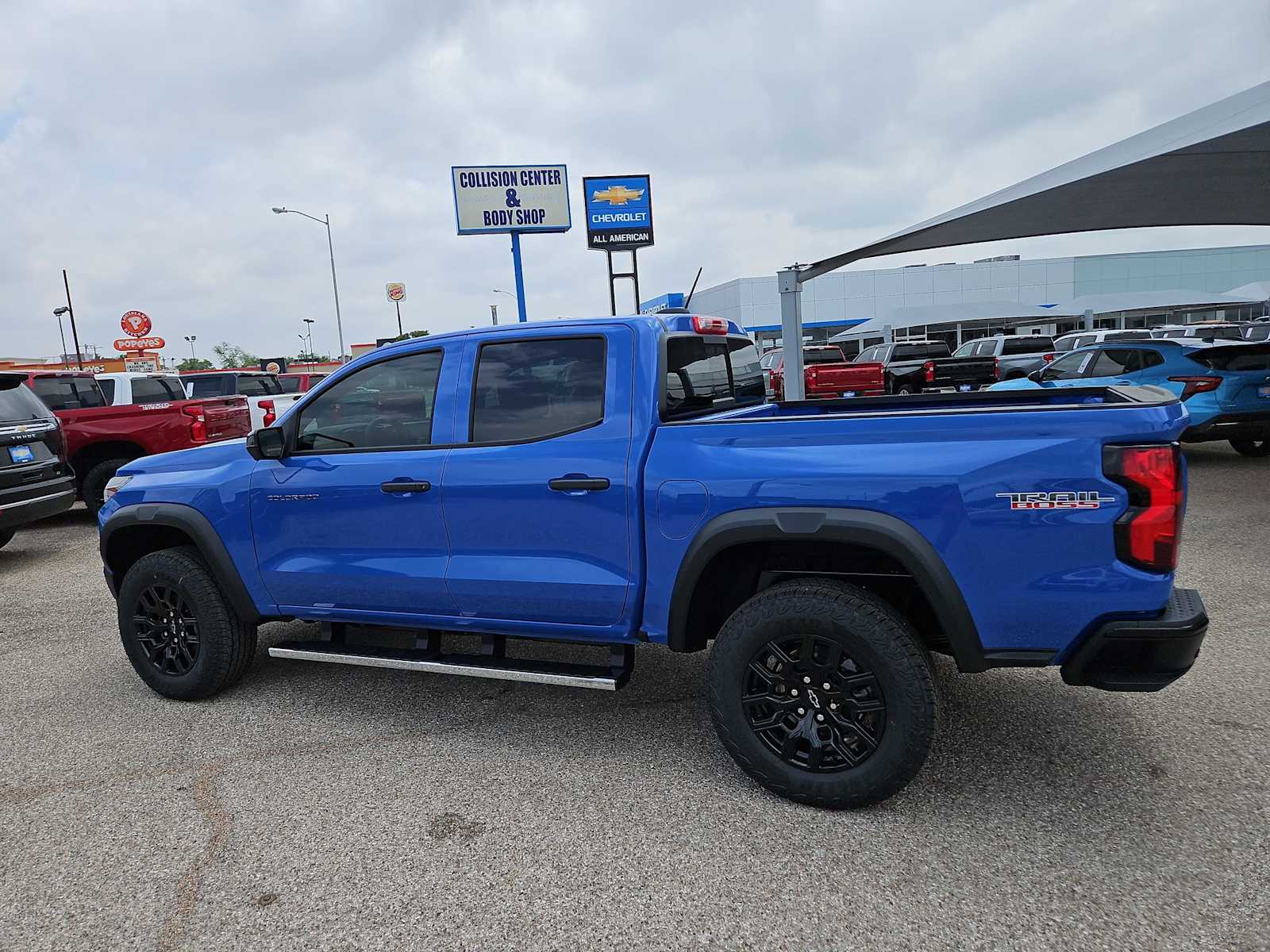 Thumbnail: 2025 Chevrolet Colorado - 11