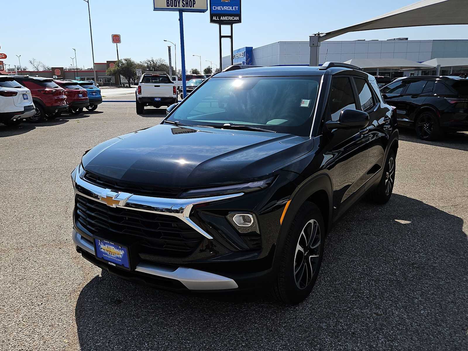 Thumbnail: 2026 Chevrolet TrailBlazer - 4