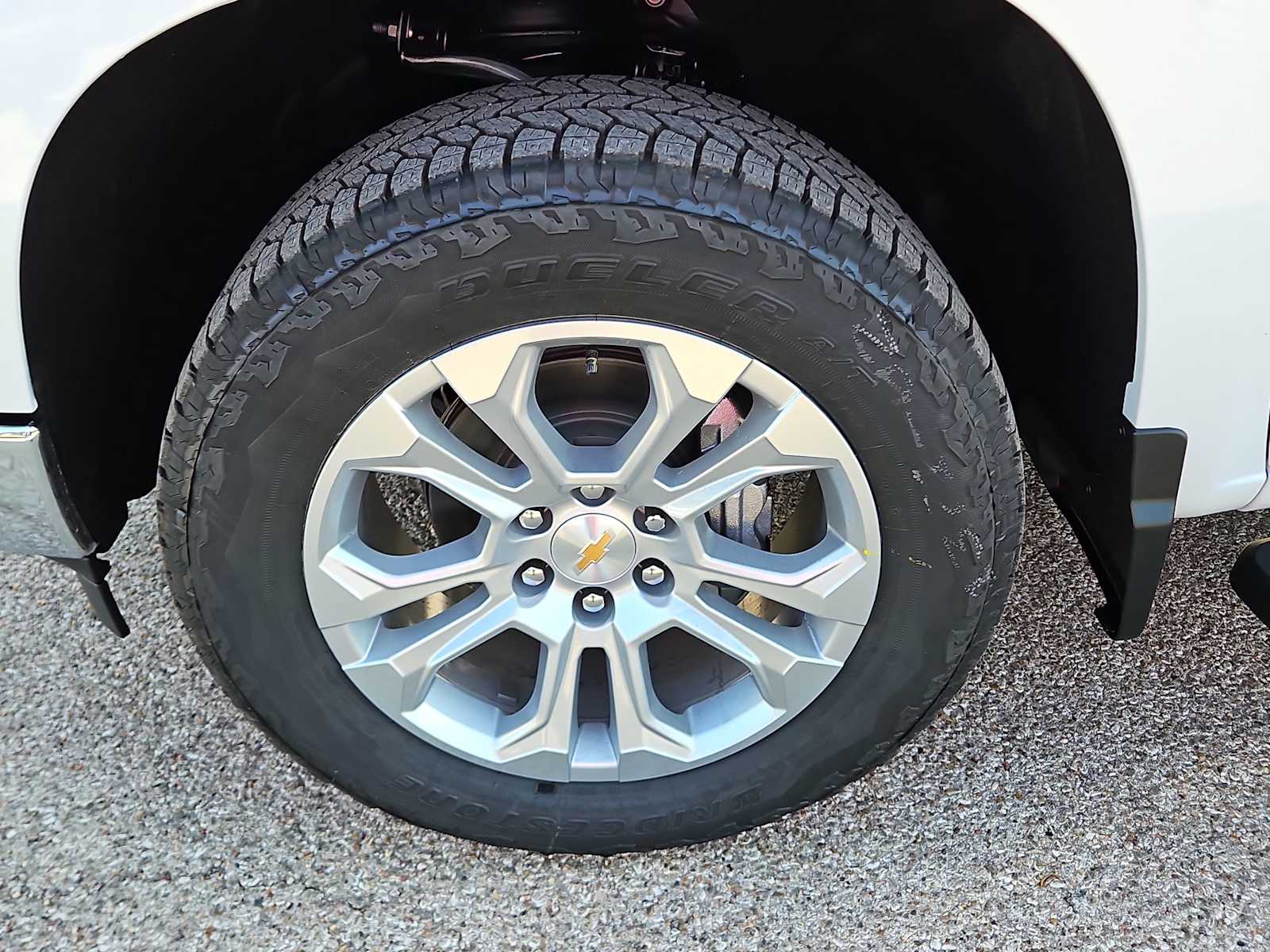 Thumbnail: 2026 Chevrolet Silverado 1500 - 12