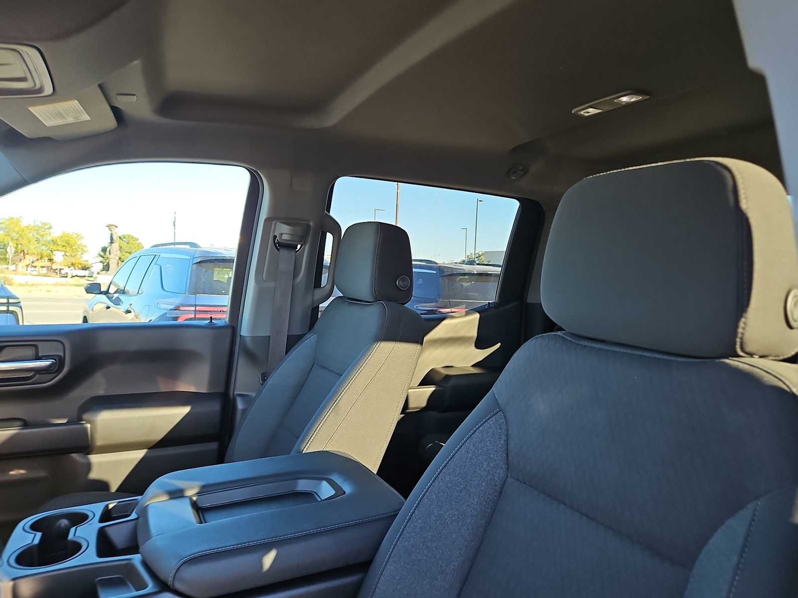 Thumbnail: 2024 Chevrolet Silverado 1500 - 17