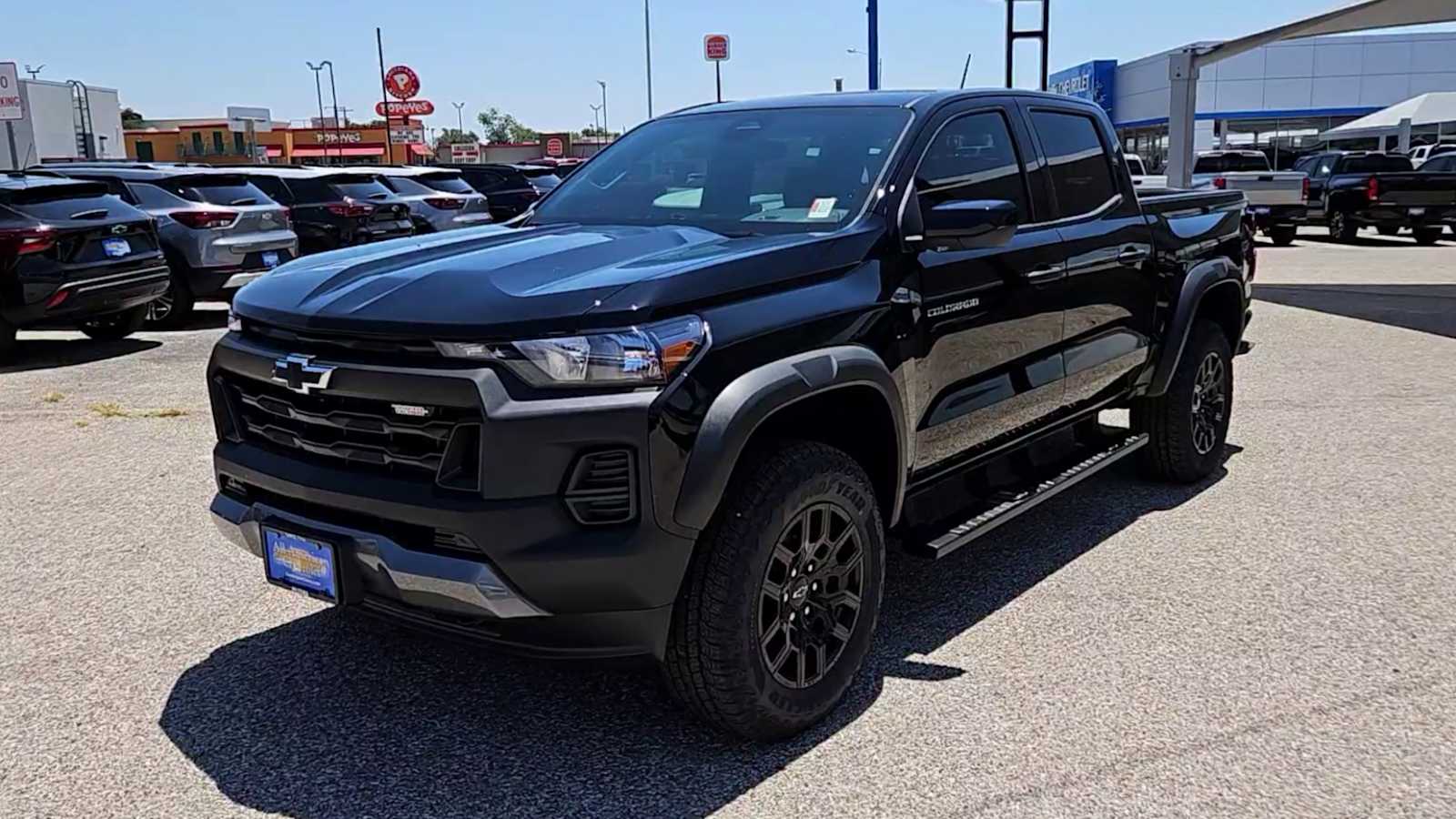 Thumbnail: 2026 Chevrolet Colorado - 3