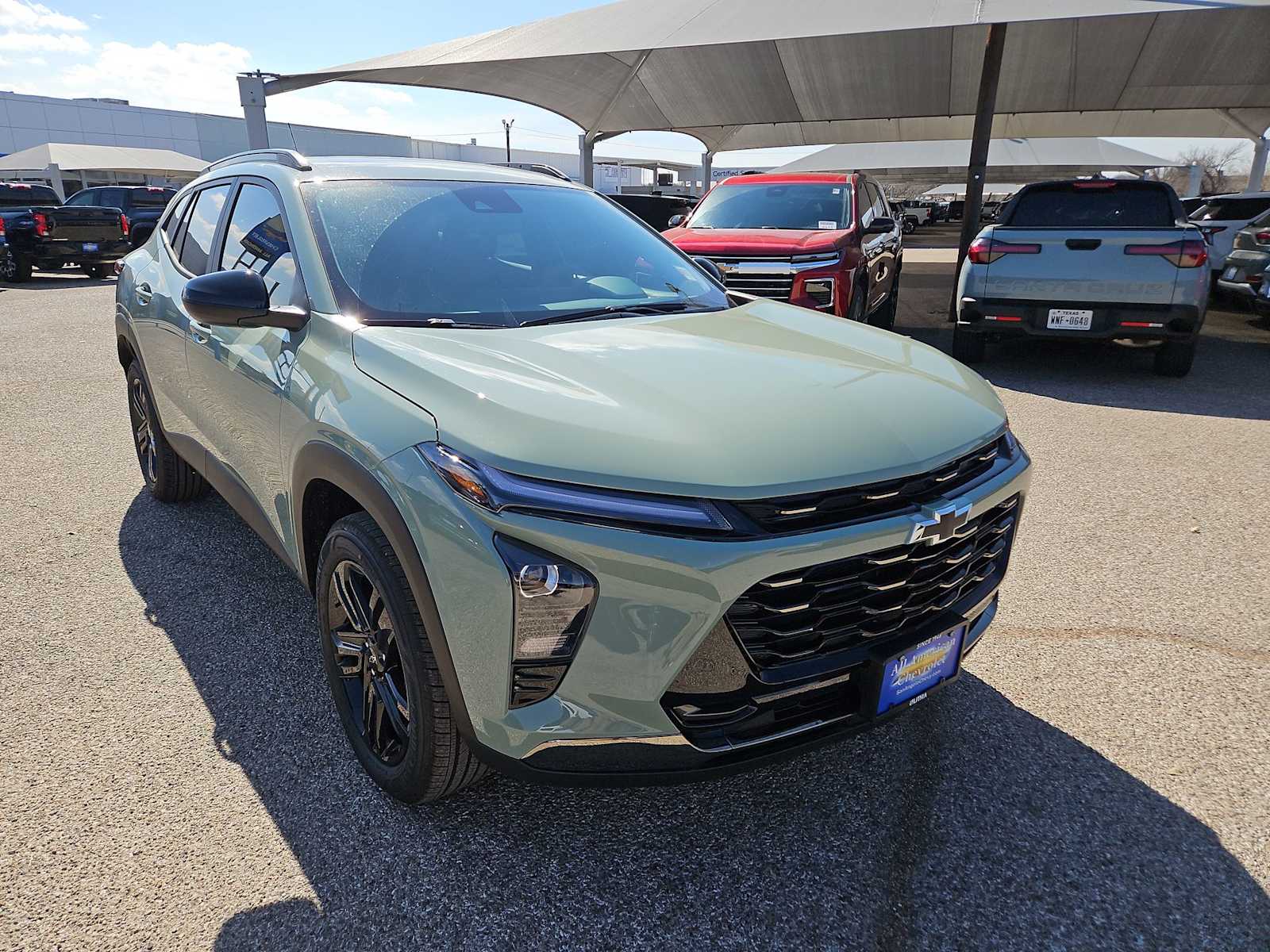 Thumbnail: 2026 Chevrolet Trax - 2