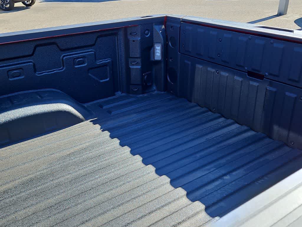 Thumbnail: 2026 Chevrolet Silverado 2500 - 10