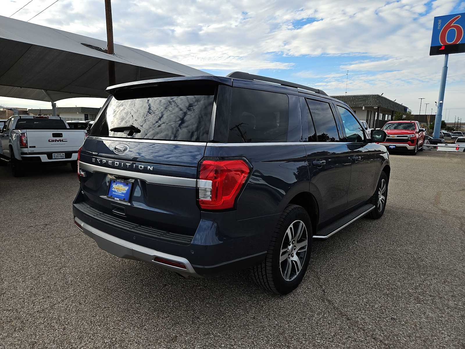 Thumbnail: 2023 Ford Expedition - 8