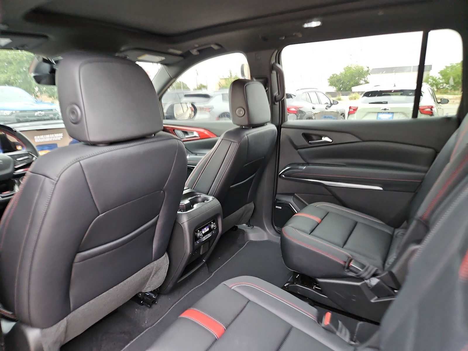 Thumbnail: 2026 Chevrolet Traverse - 18