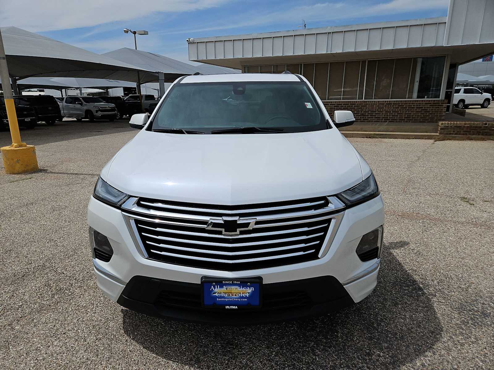 Thumbnail: 2022 Chevrolet Traverse - 3