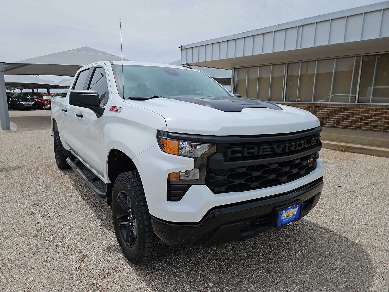 Thumbnail: 2024 Chevrolet Silverado 1500 - 2