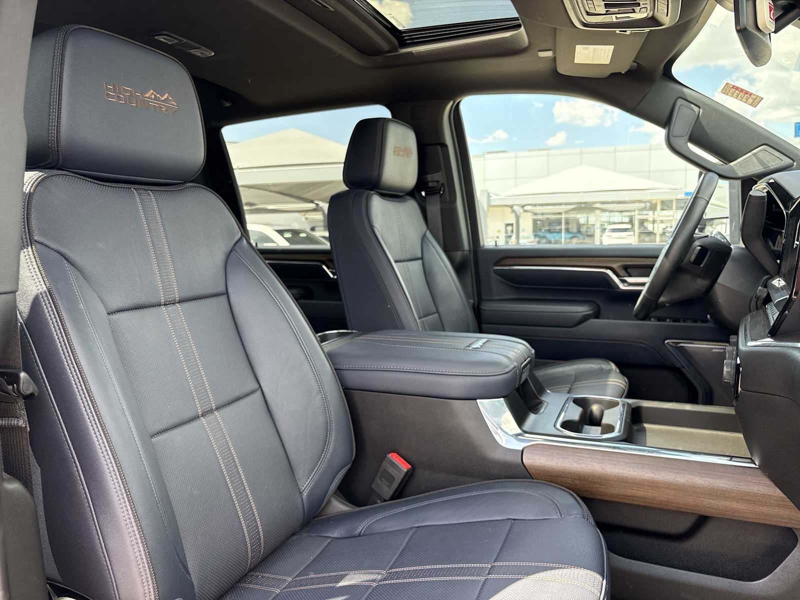 Thumbnail: 2024 Chevrolet Silverado 2500 - 18