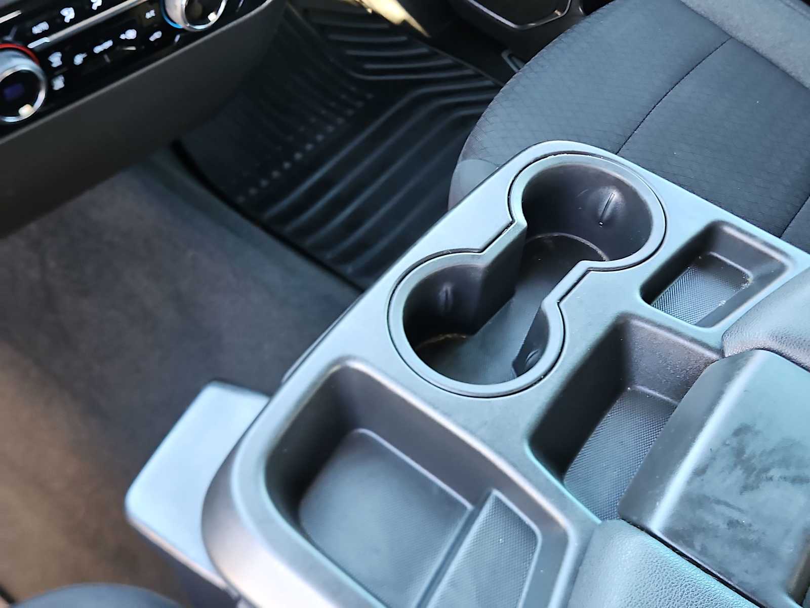 Thumbnail: 2022 Chevrolet Silverado 1500 - 20