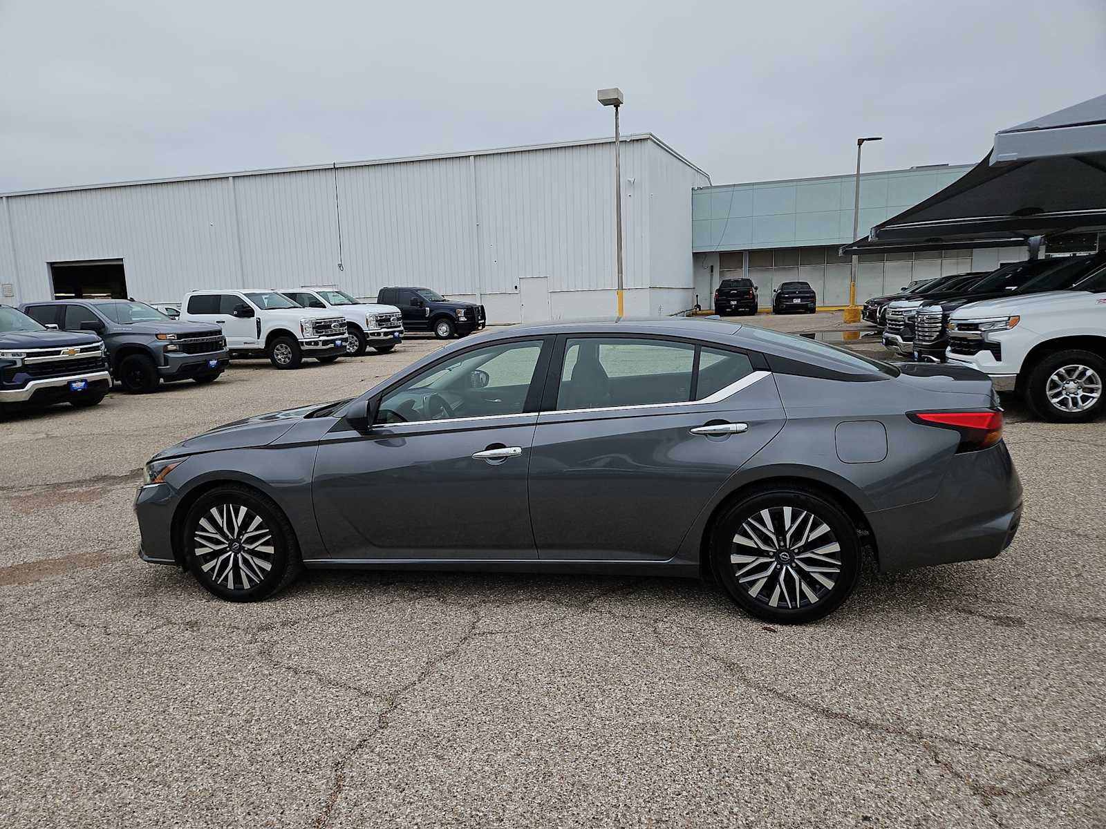 Thumbnail: 2025 Nissan Altima - 5