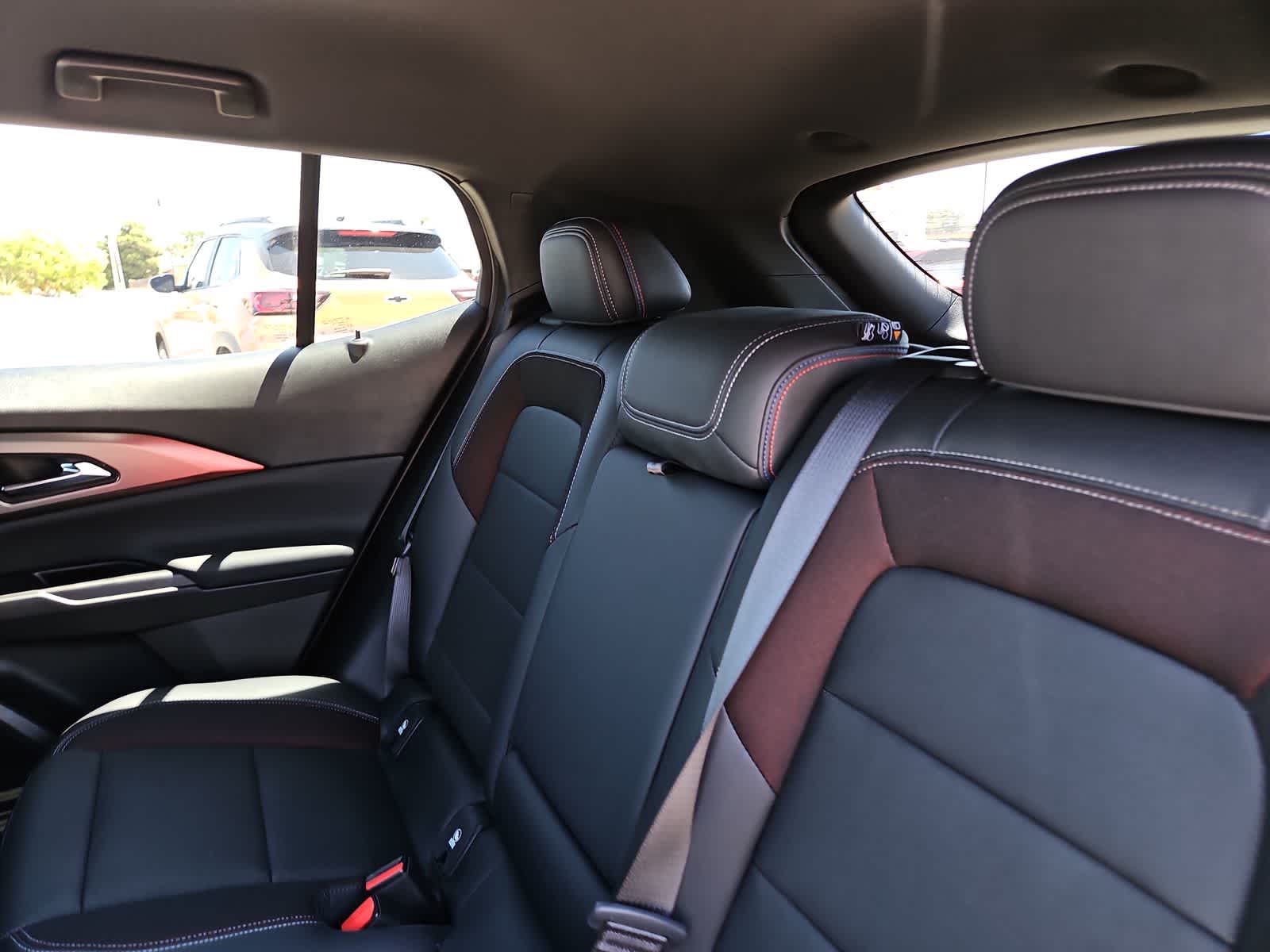 Thumbnail: 2024 Chevrolet Equinox - 13