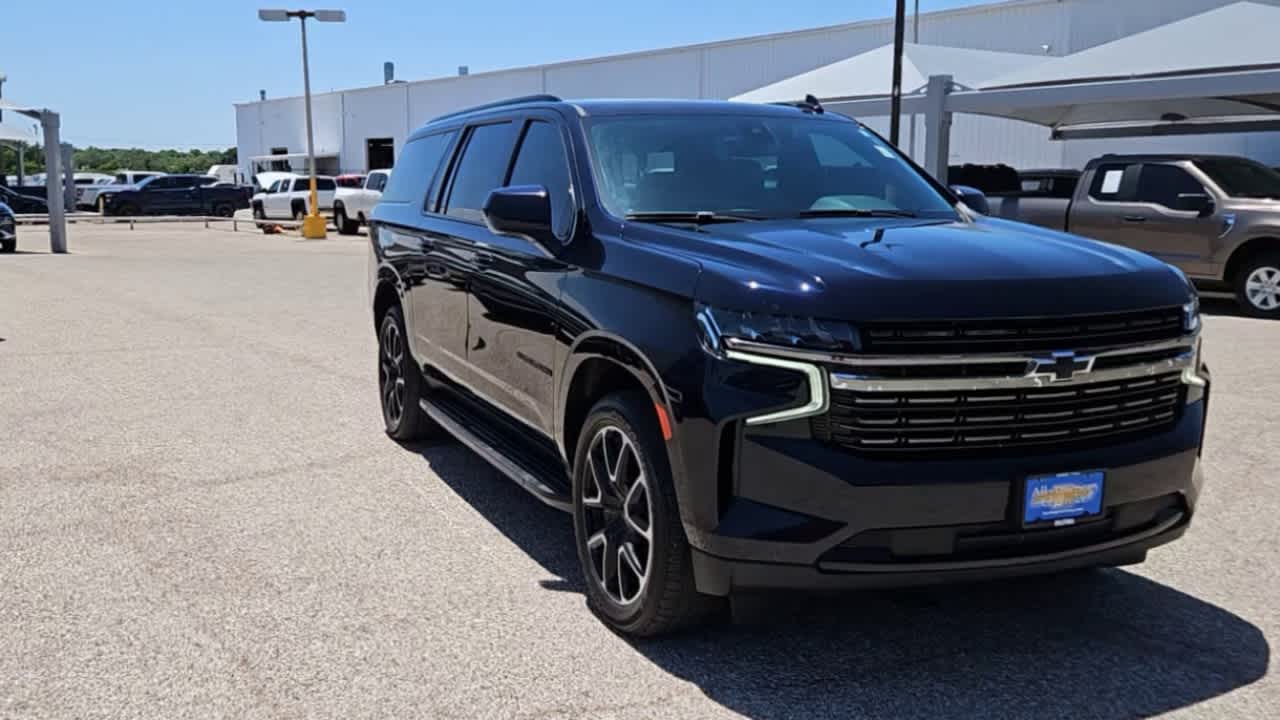 Thumbnail: 2021 Chevrolet Suburban - 2