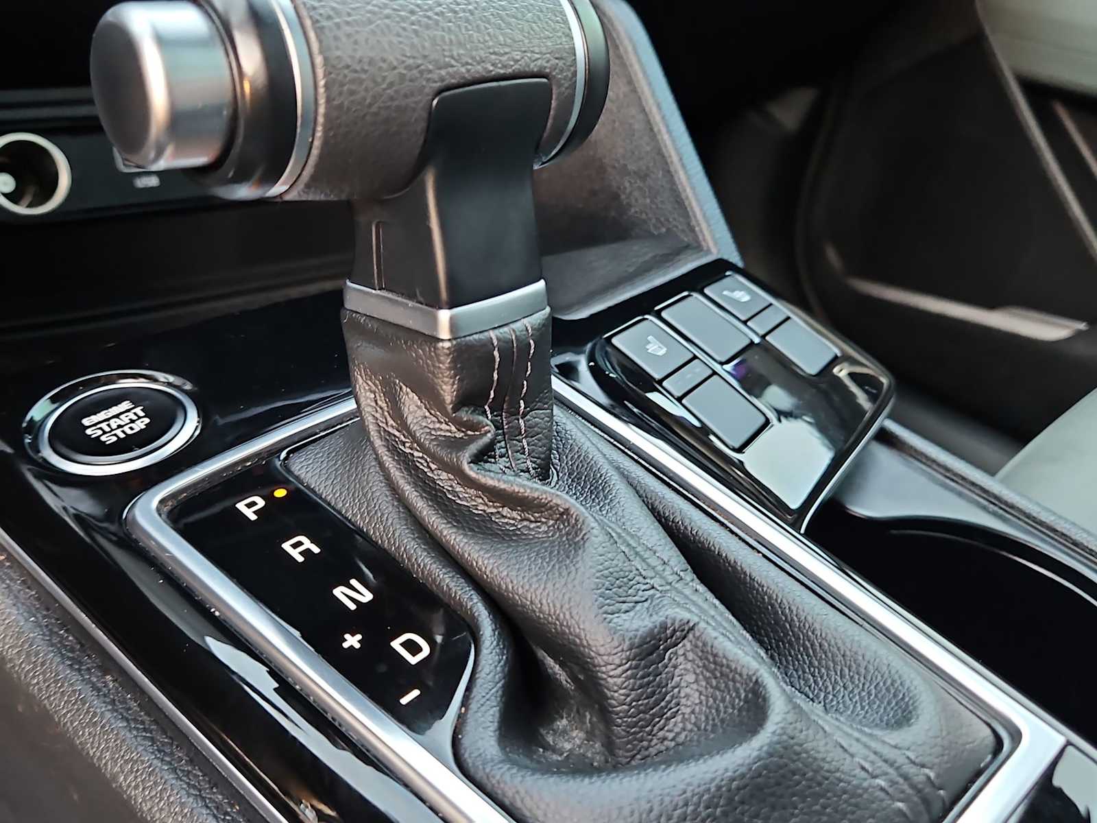 Thumbnail: 2025 Kia Sportage - 21