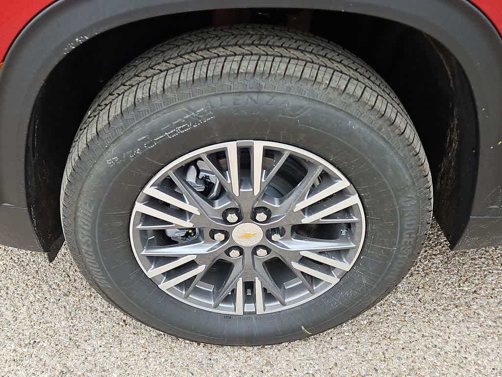 Thumbnail: 2026 Chevrolet Traverse - 12