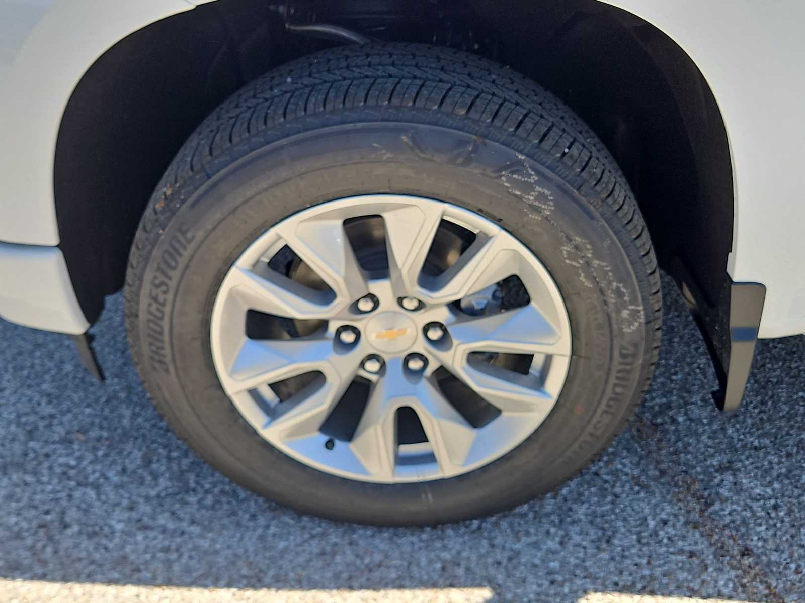 Thumbnail: 2026 Chevrolet Silverado 1500 - 12