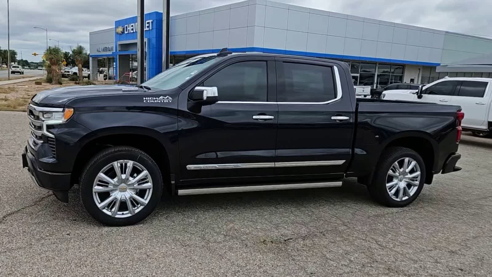 Thumbnail: 2024 Chevrolet Silverado 1500 - 4