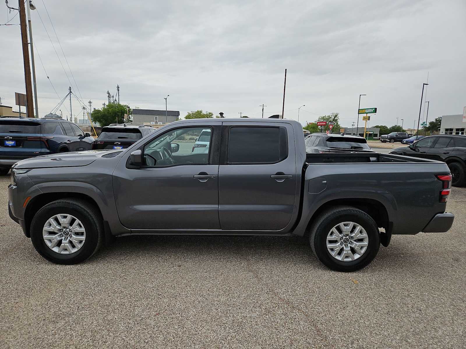 Thumbnail: 2022 Nissan Frontier - 5