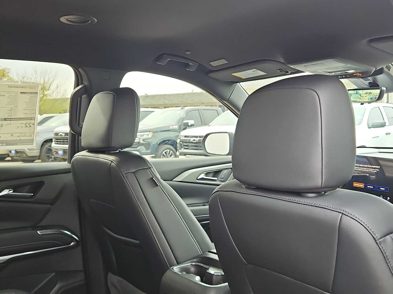 Thumbnail: 2026 Chevrolet Traverse - 17