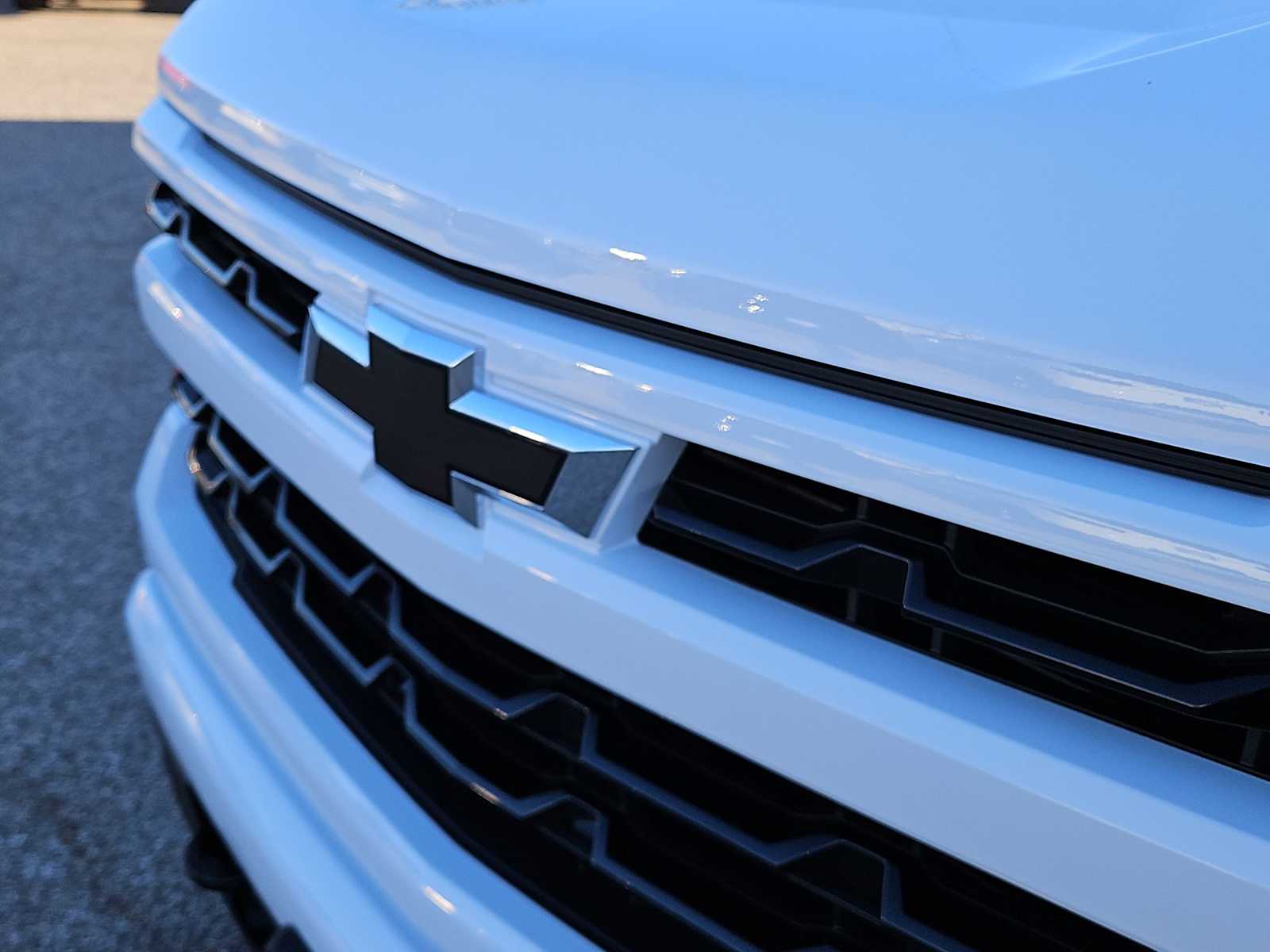 Thumbnail: 2026 Chevrolet Silverado 1500 - 13