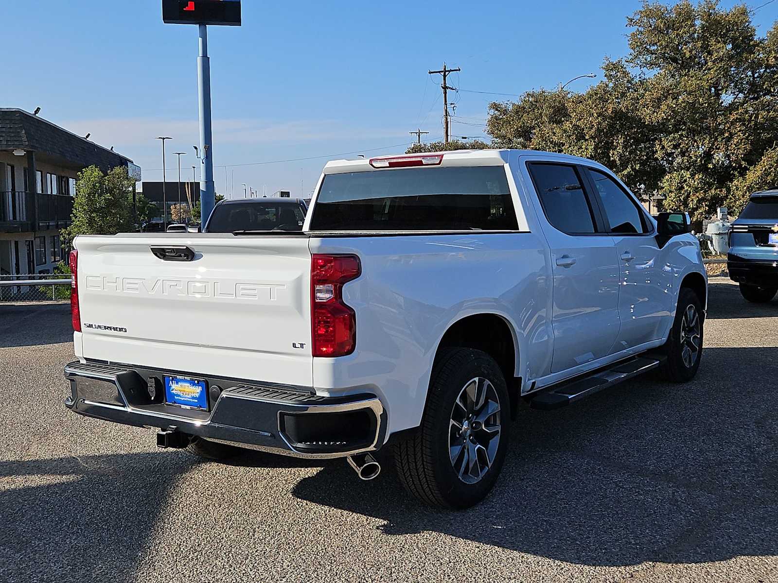Thumbnail: 2026 Chevrolet Silverado 1500 - 8