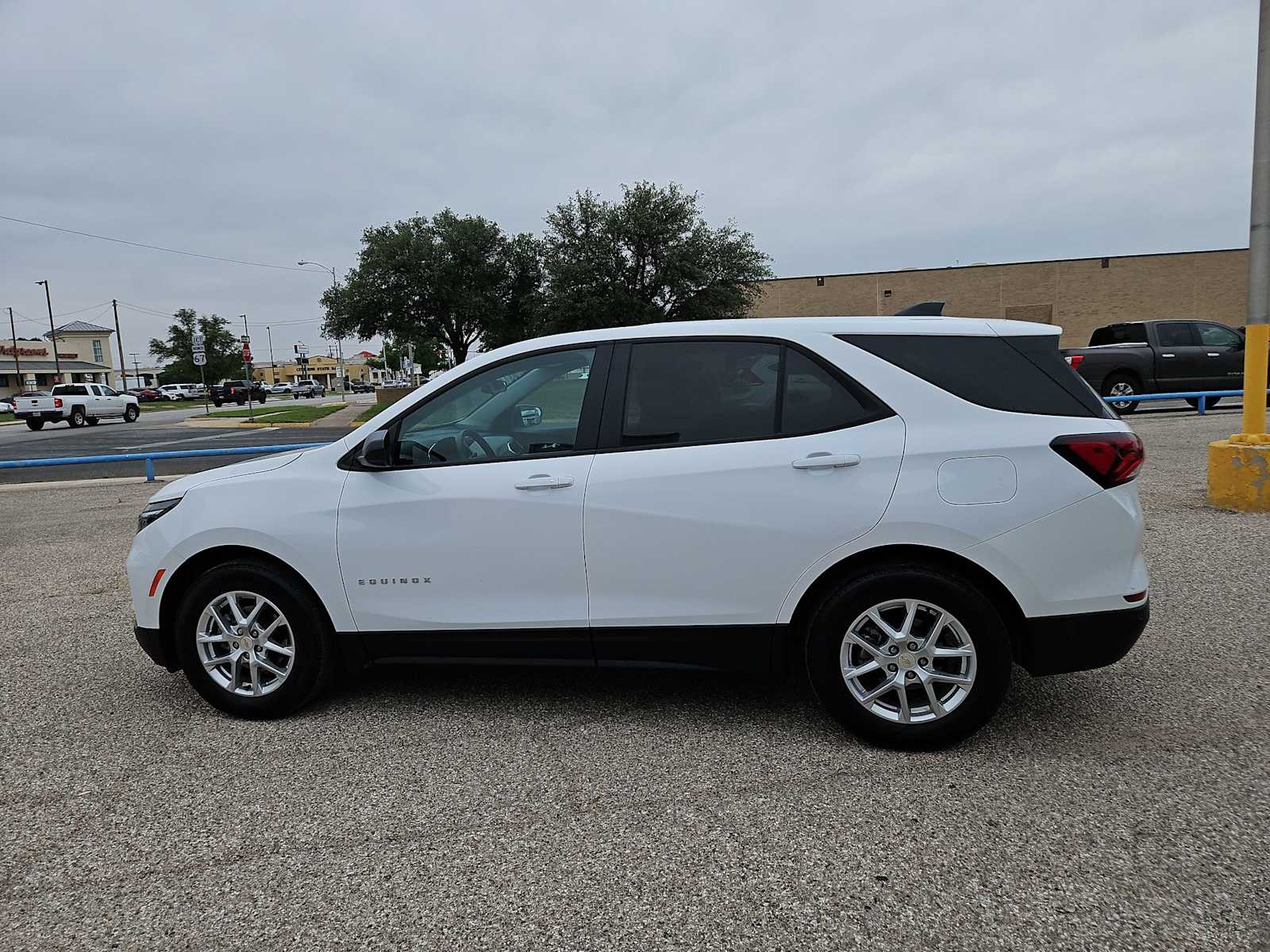 Thumbnail: 2024 Chevrolet Equinox - 5