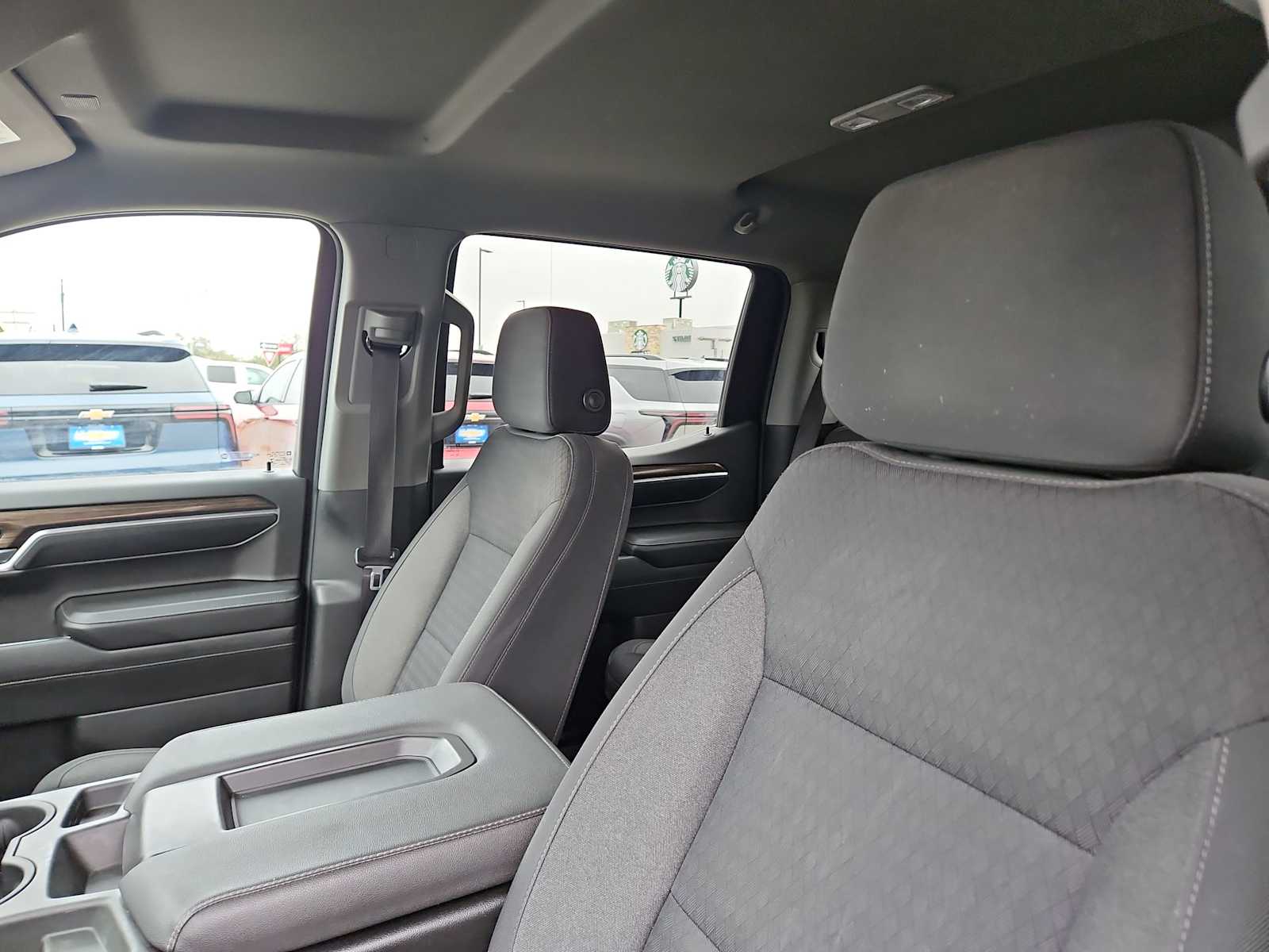 Thumbnail: 2022 Chevrolet Silverado 1500 - 18