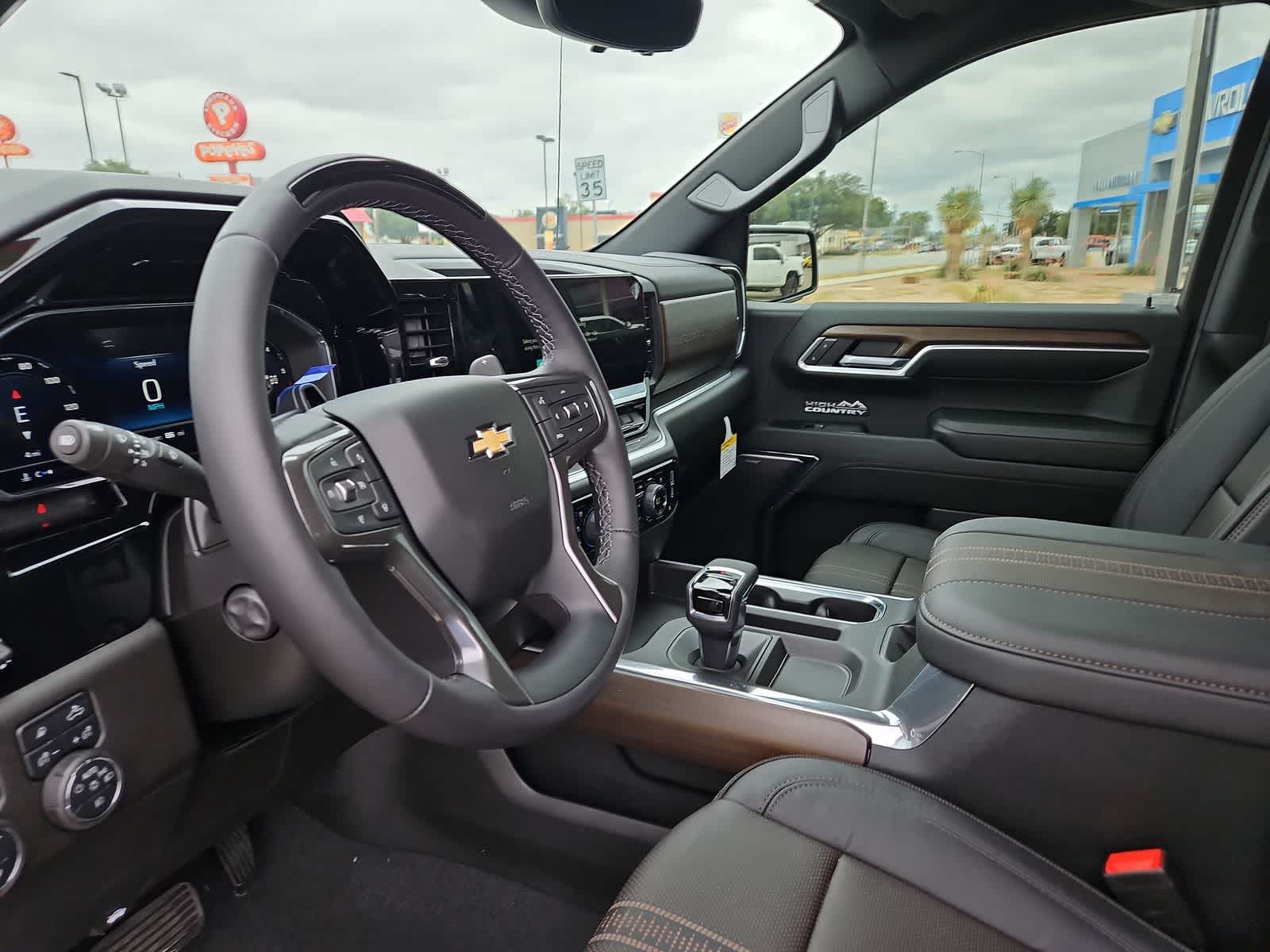 Thumbnail: 2024 Chevrolet Silverado 1500 - 10