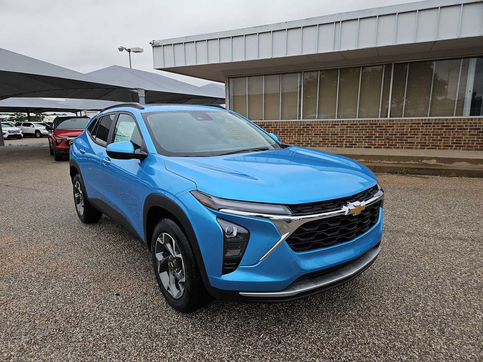 Thumbnail: 2026 Chevrolet Trax - 2