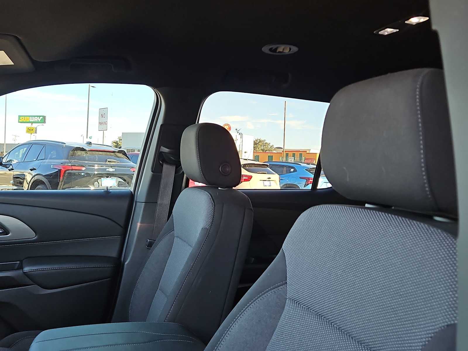 Thumbnail: 2023 Chevrolet Traverse - 15