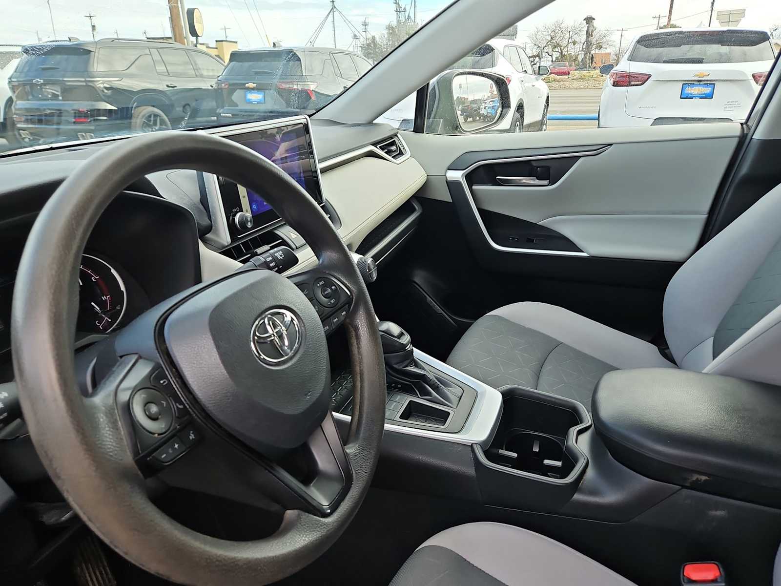 Thumbnail: 2023 Toyota RAV4 - 10