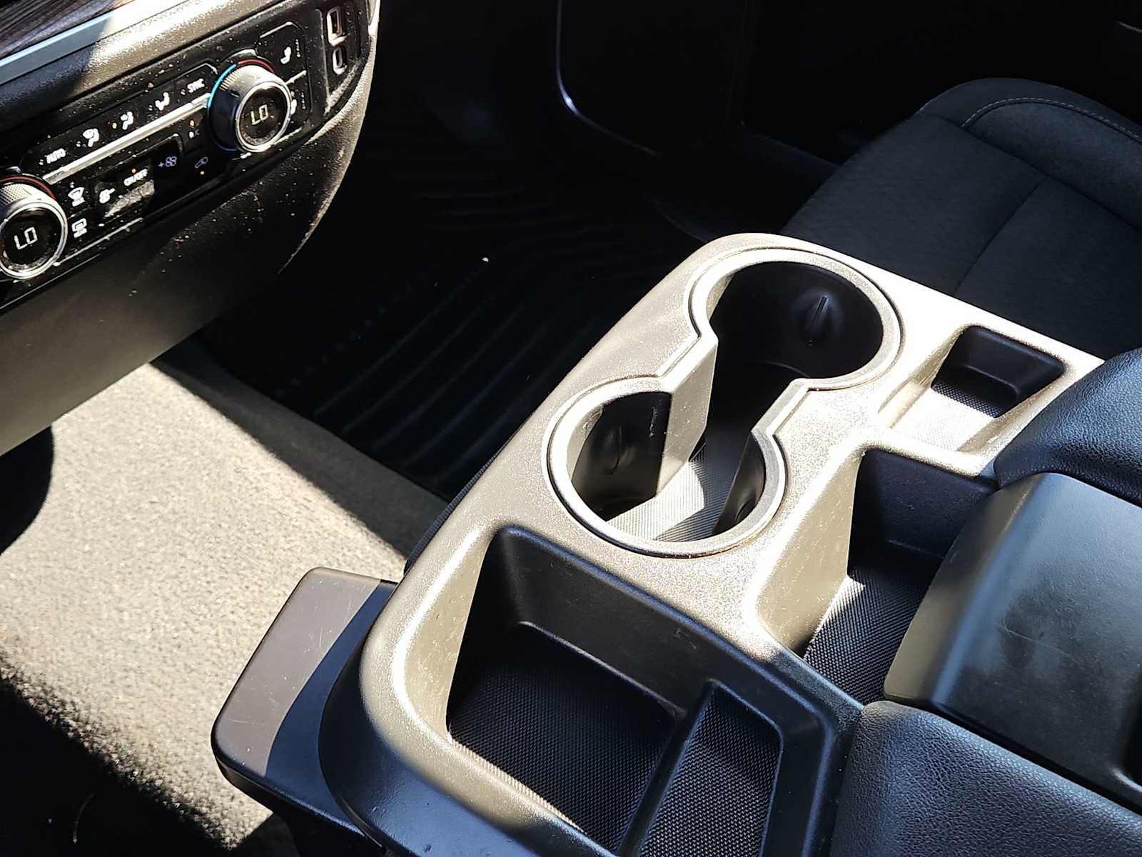 Thumbnail: 2023 Chevrolet Silverado 1500 - 20