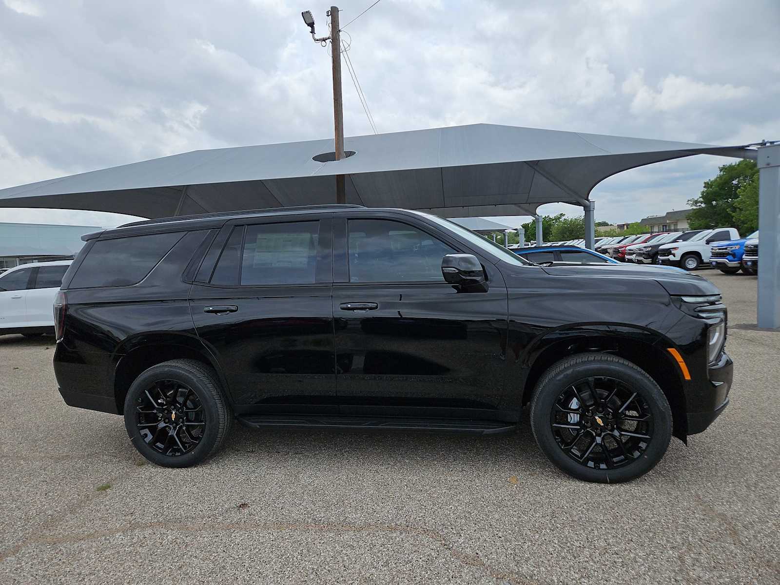 Thumbnail: 2026 Chevrolet Tahoe - 9