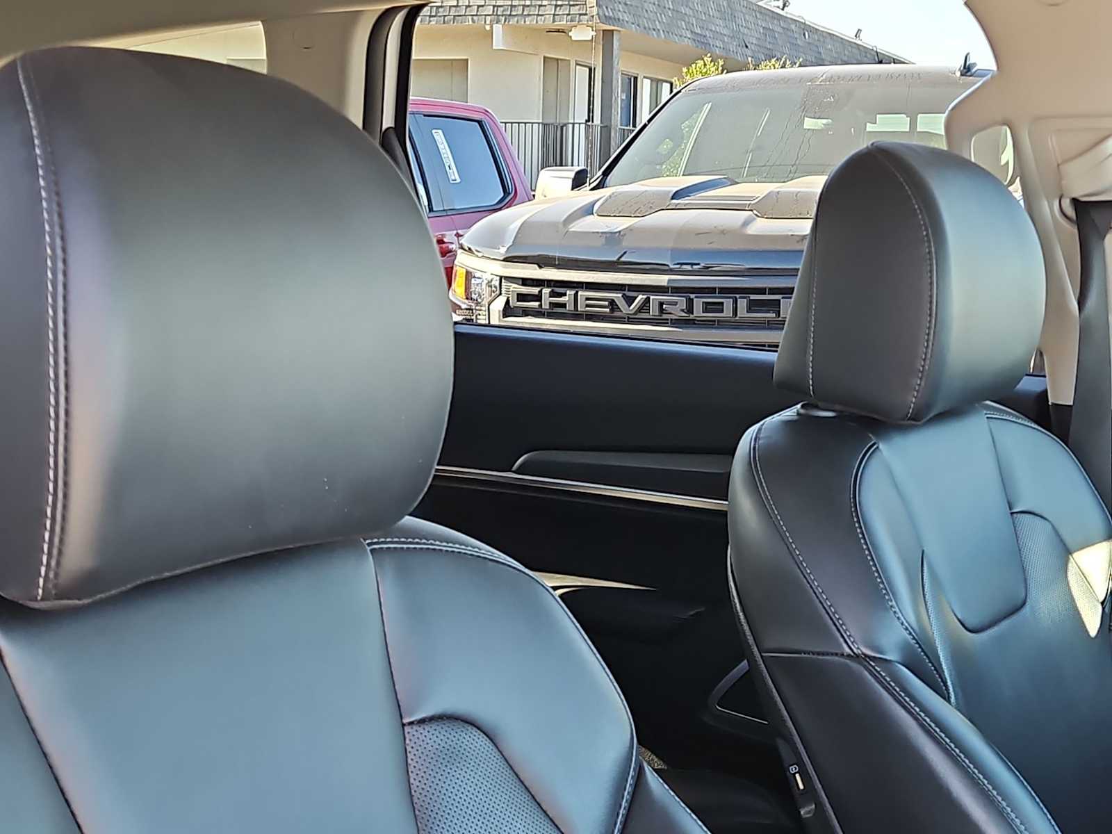 Thumbnail: 2022 Kia Telluride - 18