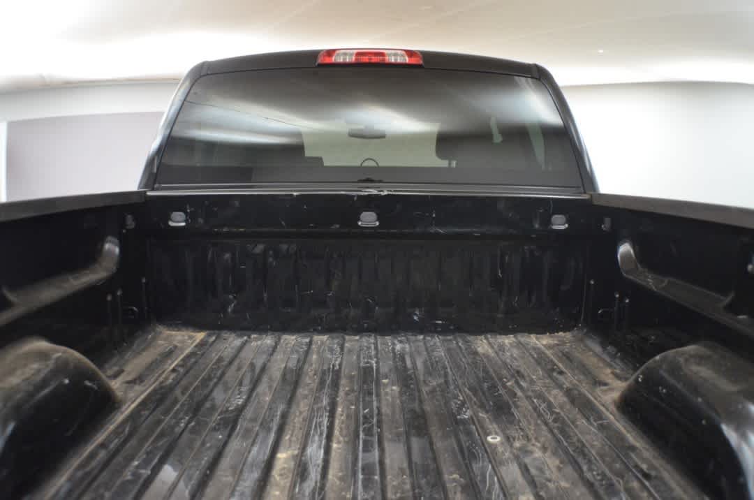 Thumbnail: 2018 Chevrolet Silverado 1500 - 17