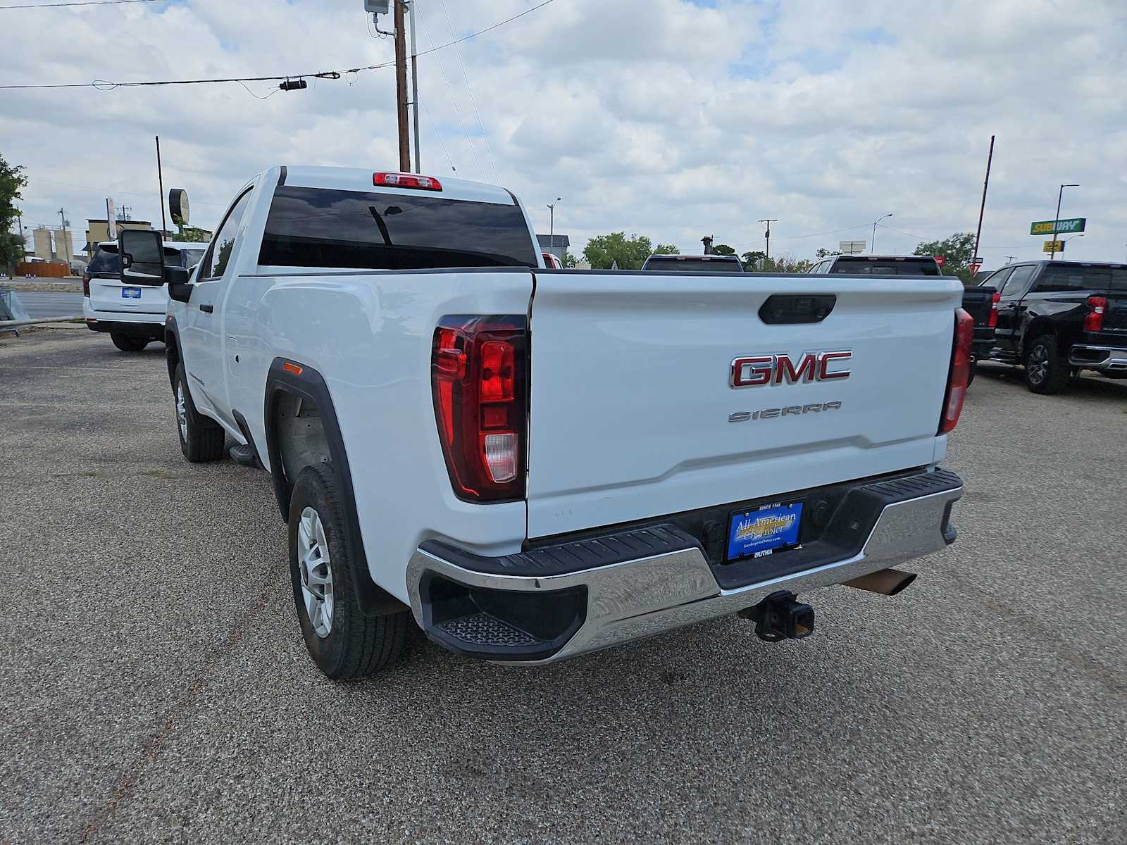 2024 GMC Sierra 2500 Pro 4