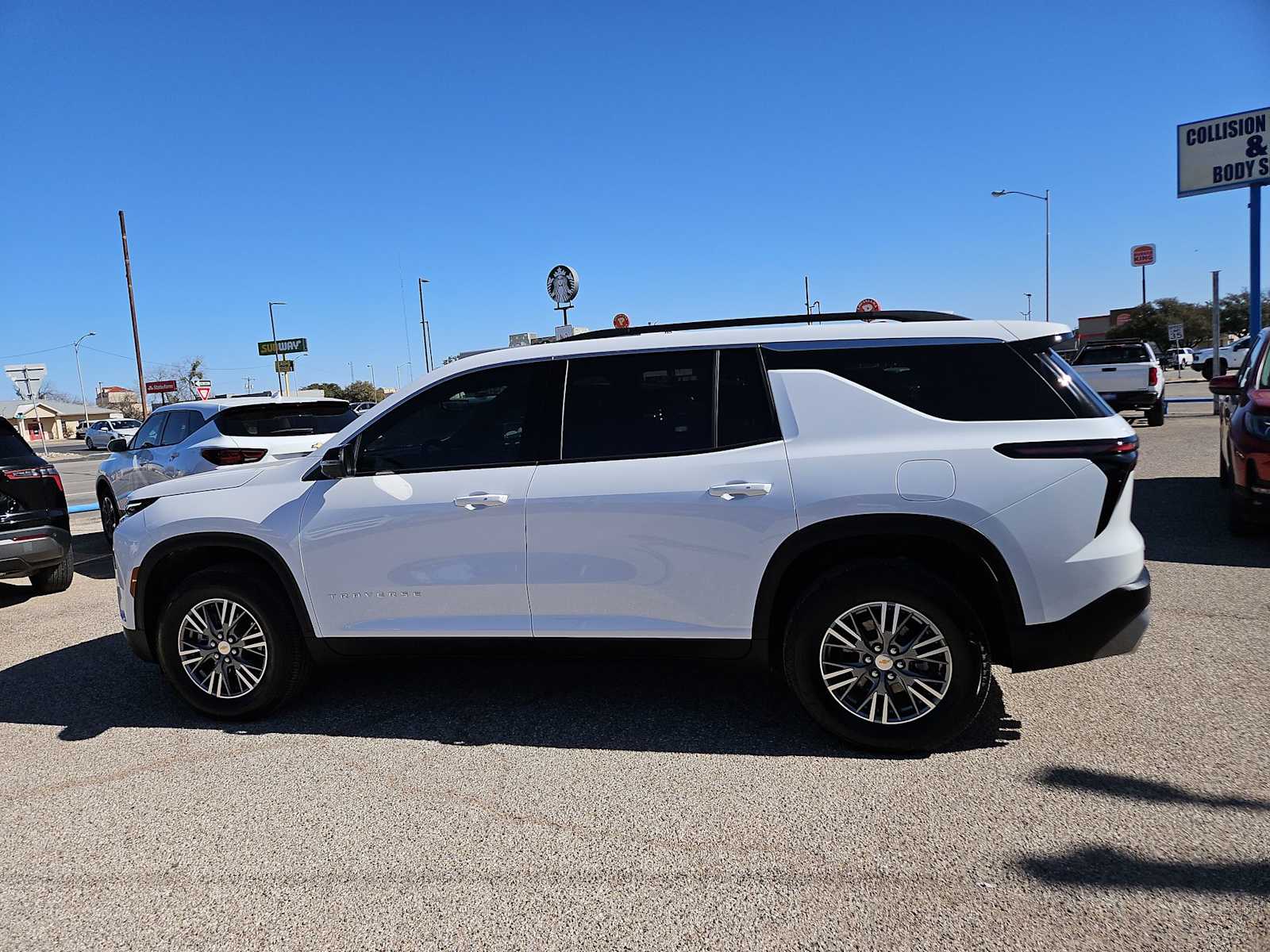 Thumbnail: 2026 Chevrolet Traverse - 5